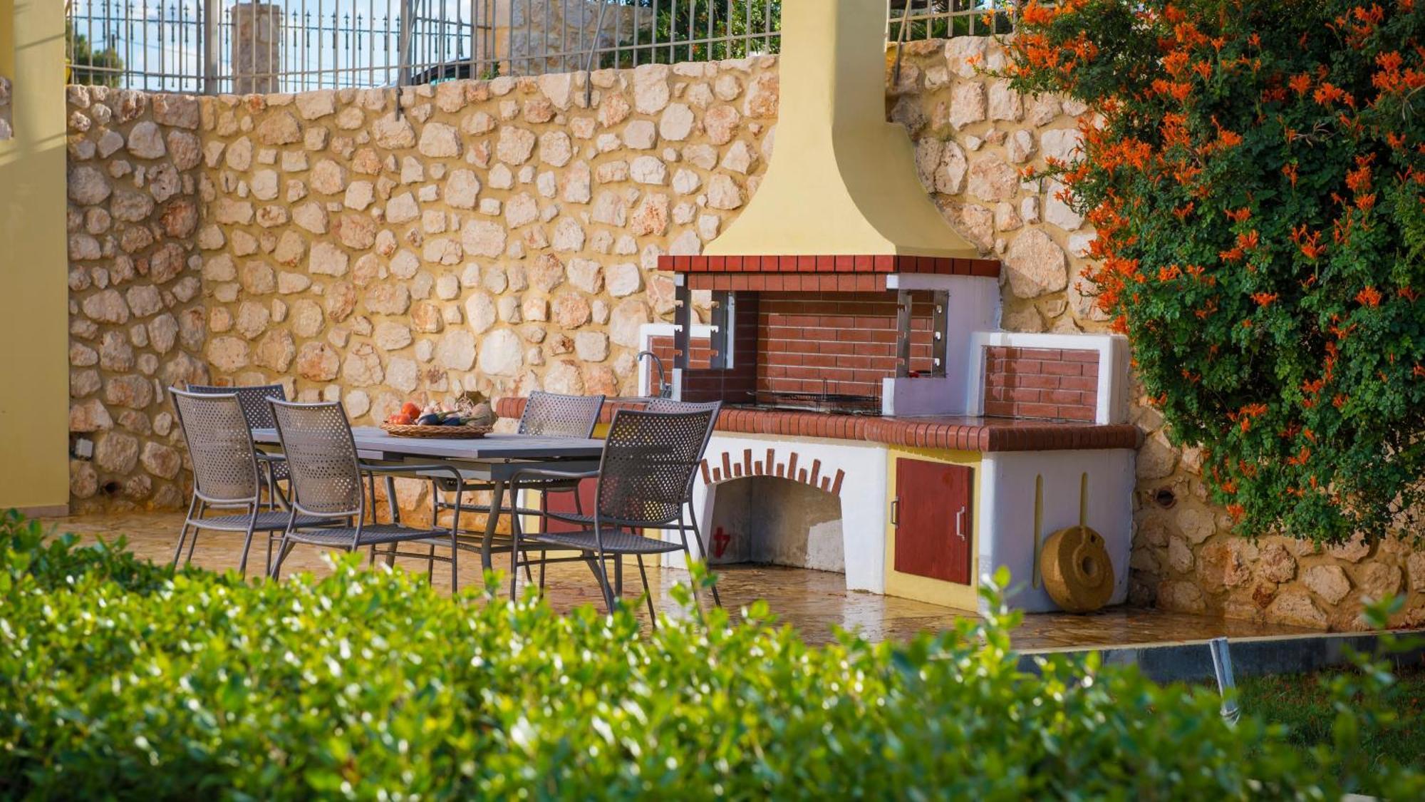 Sunshine Villa With Private Pool By Estia Limenas Chersonisou Exterior foto